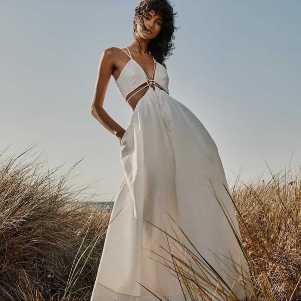Helen O'Connor Super Nova Modern Strappy Cutouts Voluminous Maxi Dress Gown